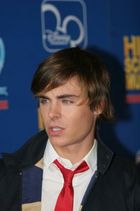 Zac Efron : zac_efron_1199818047.jpg