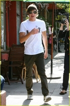 Zac Efron : zac_efron_1200791845.jpg