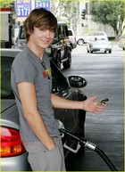 Zac Efron : zac_efron_1200945183.jpg