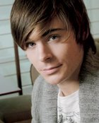 Zac Efron : zac_efron_1202161373.jpg