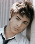 Zac Efron : zac_efron_1203114742.jpg