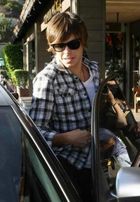 Zac Efron : zac_efron_1203351878.jpg