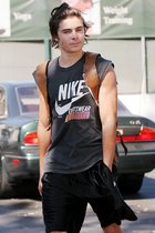 Zac Efron : zac_efron_1221261356.jpg