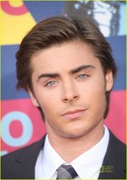 Zac Efron : zac_efron_1221990099.jpg