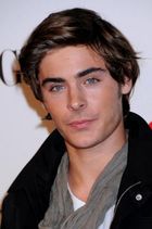 Zac Efron : zac_efron_1222861277.jpg