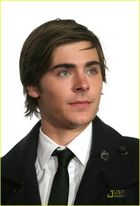 Zac Efron : zac_efron_1223322015.jpg