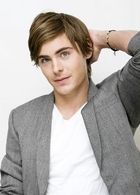 Zac Efron : zac_efron_1224161904.jpg