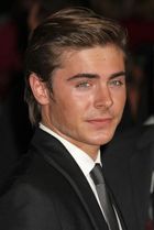 Zac Efron : zac_efron_1224406905.jpg