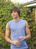 Zac Efron : zac_efron_1224966757.jpg