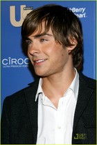 Zac Efron : zac_efron_1225505791.jpg