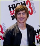 Zac Efron : zac_efron_1225547613.jpg