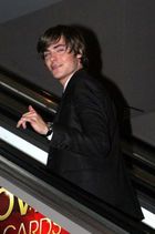 Zac Efron : zac_efron_1226600860.jpg