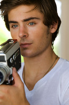 Zac Efron : zac_efron_1228006423.jpg