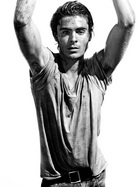 Zac Efron : zac_efron_1247032443.jpg