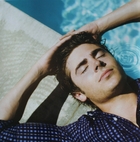 Zac Efron : zac_efron_1253127230.jpg