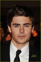 Zac Efron : zac_efron_1258593073.jpg