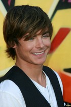 Zac Efron : zac_efron_1262205358.jpg