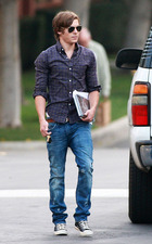 Zac Efron : zac_efron_1262206631.jpg