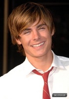 Zac Efron : zac_efron_1262979170.jpg