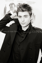 Zac Efron : zac_efron_1266173343.jpg