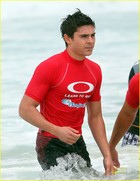 Zac Efron : zac_efron_1266480722.jpg