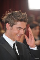 Zac Efron : zac_efron_1268579471.jpg