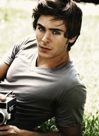 Zac Efron : zac_efron_1279042403.jpg