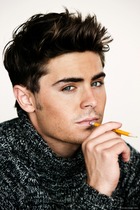 Zac Efron : zac_efron_1280081471.jpg