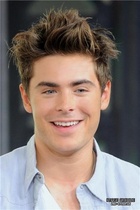 Zac Efron : zac_efron_1281640878.jpg