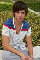 Zac Efron : zac_efron_1282001842.jpg