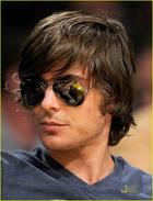 Zac Efron : zac_efron_1287554383.jpg