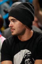 Zac Efron : zac_efron_1292007764.jpg