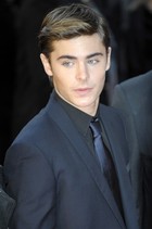 Zac Efron : zac_efron_1292635865.jpg