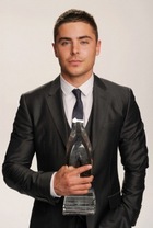 Zac Efron : zac_efron_1294510739.jpg