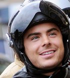 Zac Efron : zac_efron_1300285475.jpg