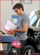 Zac Efron : zac_efron_1300286822.jpg