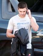 Zac Efron : zac_efron_1300294793.jpg