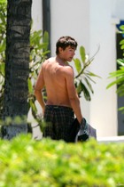 Zac Efron : zac_efron_1300706860.jpg