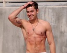 Zac Efron : zac_efron_1300813068.jpg