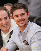 Zac Efron : zac_efron_1301728114.jpg