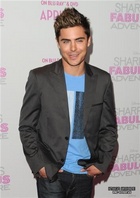 Zac Efron : zac_efron_1302279240.jpg