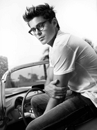 Zac Efron : zac_efron_1304272706.jpg