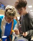 Zach Herron : TI4U1623169405.jpg