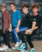 Zach Herron : TI4U1668966822.jpg