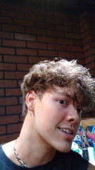 Zach Herron : zach-herron-1601056240.jpg