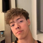 Zach Herron : zach-herron-1606536628.jpg