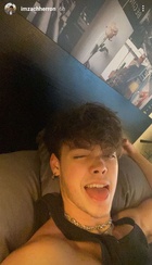 Zach Herron : zach-herron-1622648889.jpg