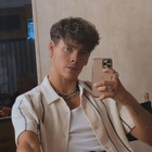 Zach Herron : zach-herron-1631916775.jpg