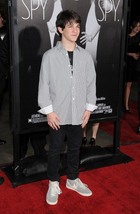 Zachary Gordon : zachary-gordon-1342970069.jpg