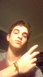 Zachary Gordon : zachary-gordon-1424150102.jpg